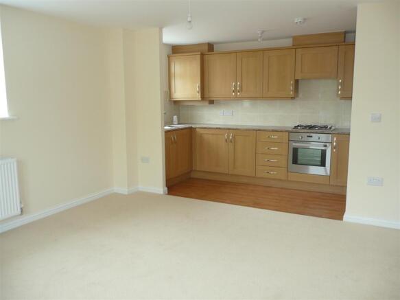 Lounge/Kitchen