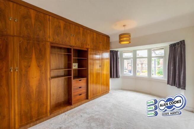 3 bed Semi-Detached for sale Image 4