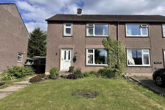 2-bed house on Warmbrook Road, Chapel-En-Le-Frith, SK23, £245,000