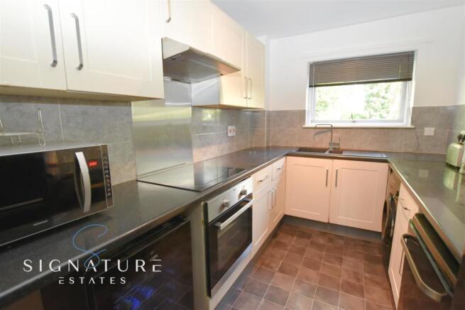 Kitchen 2 (13).jpg
