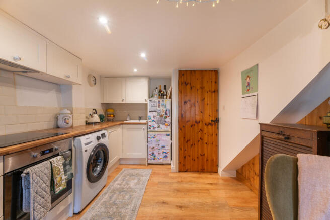 2 bed Terraced for sale Image 8
