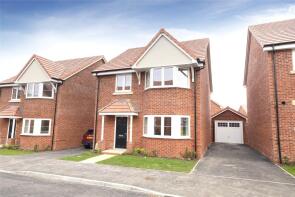 29, Russell Chase, Binfield, Bracknell RG42 4FZ