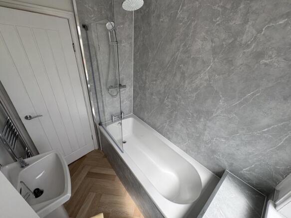 2 bed Bungalow to rent Image 8