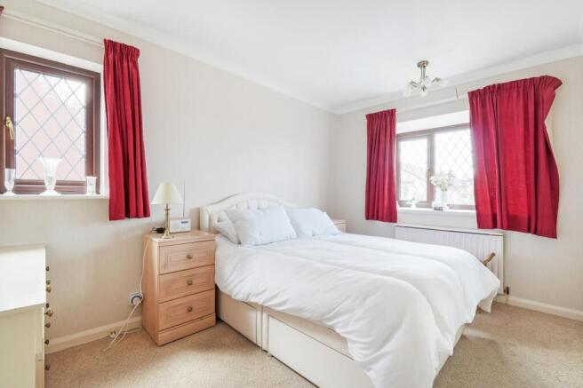 2 bed Detached Bungalow for sale Image 9