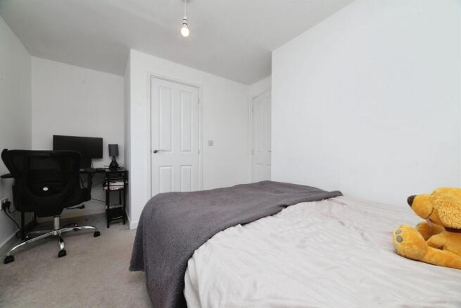 2 bed Semi-Detached for sale Image 12