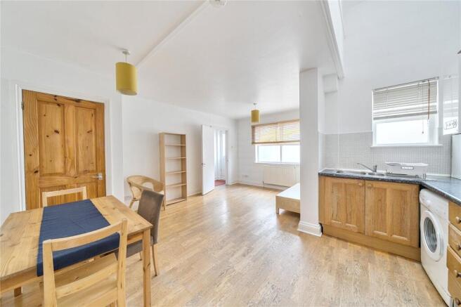 Priscilla Close, Harringay, London, N15 photo 4