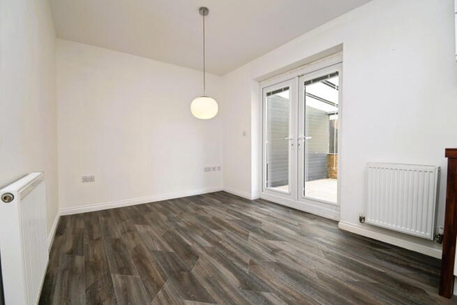 4 bed Detached for sale Image 7