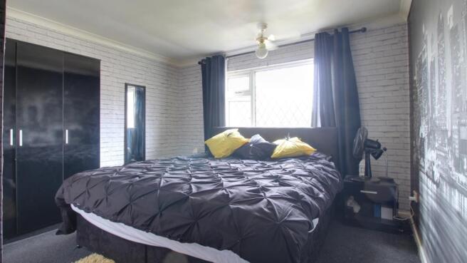 Bedroom 2 (Double)