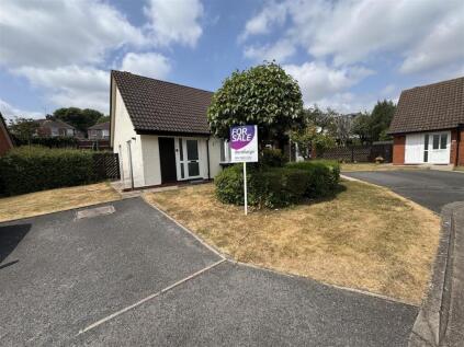 Teachers Close, Coundon