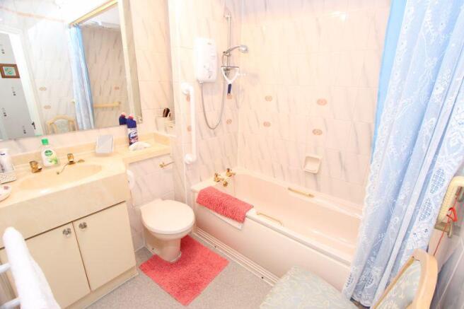 Photo 10