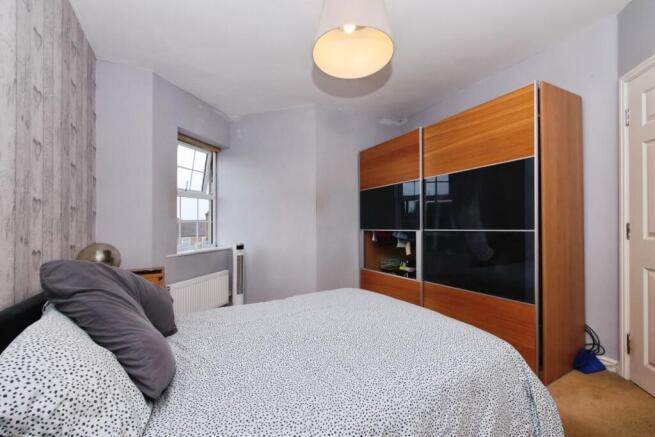 1 bed Apartment for sale Image 4
