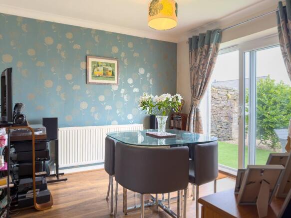 3 bed Link Detached House for sale Image 7