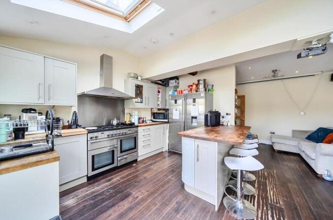 Davidson Frost-Wellings, DFW, Melbourne Road, Livi