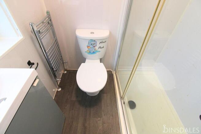 3 bed Terraced to rent Image 5