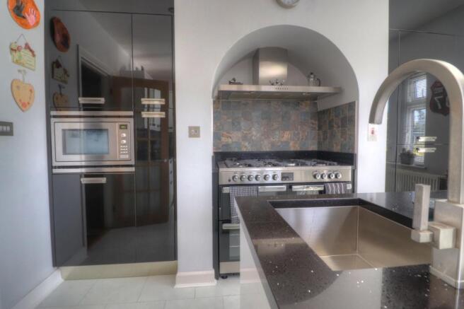 Kitchen 2