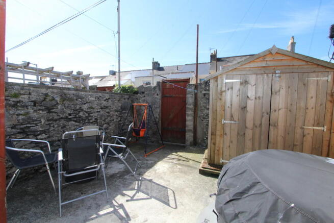 Photo 10