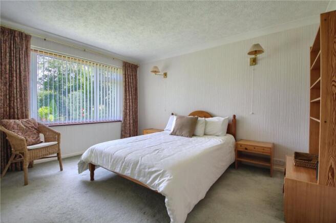 3 bed Detached Bungalow for sale Image 10