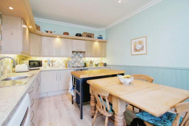 Kitchen 1