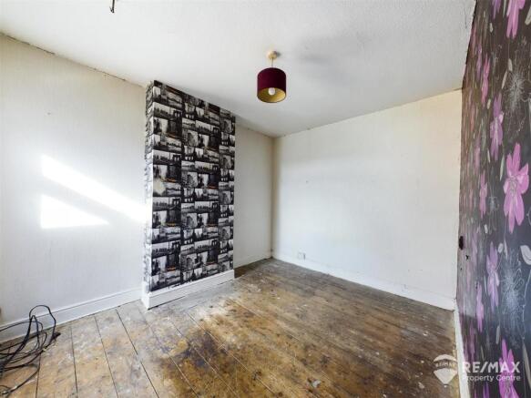 Bedroom 2.jpg
