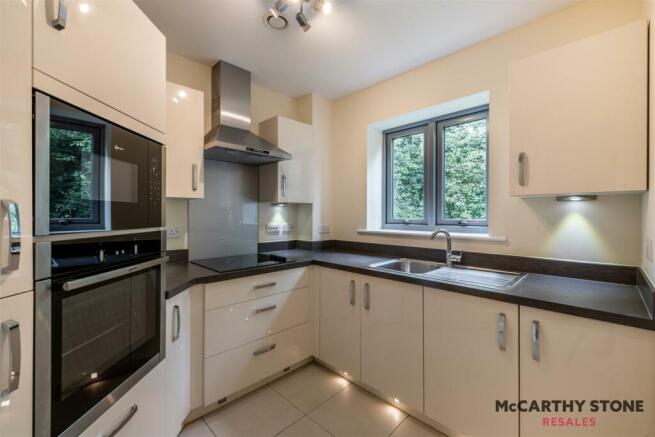 1 bed Apartment for sale Image 7