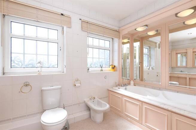 Ensuite Bathroom
