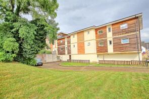 5, Vine Court, Francis Road, Ware SG12 9GZ