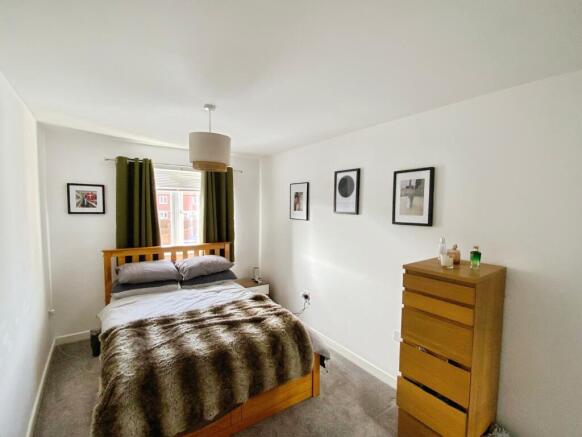 4 bed Detached for sale Image 10