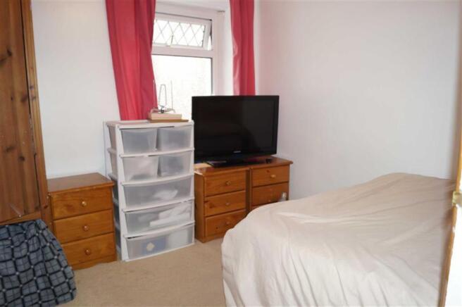 BEDROOM 3 (REAR)