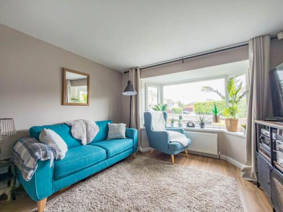 2 bed Semi-Detached Bungalow for sale Image 6