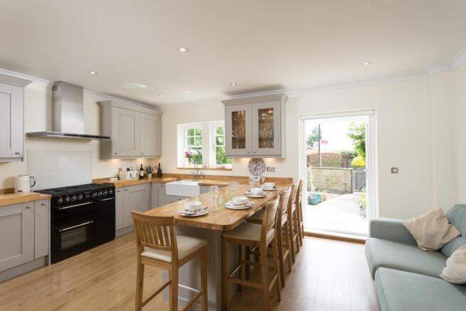 4 Micklethwaite Mews-08_LowRes.jpg