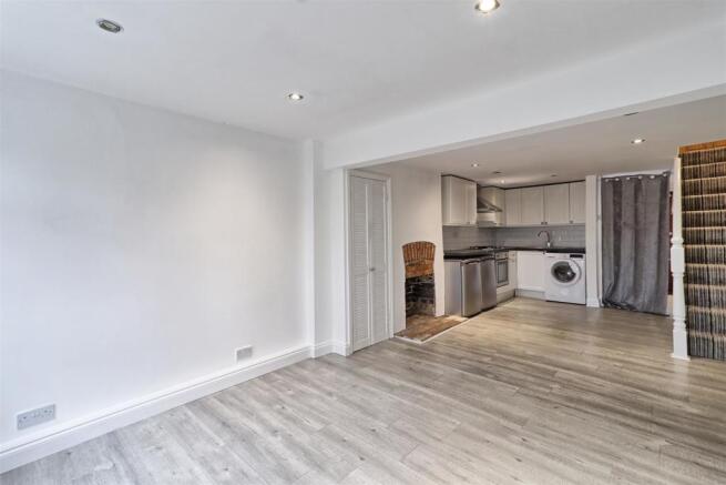 _MG_1146_7_8_easyHDR-interior3.jpg