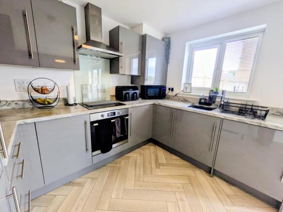 3 bed Detached for sale Image 7