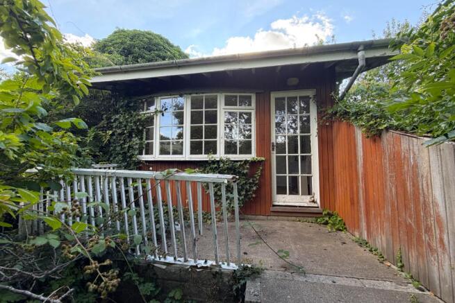 2 bed Detached Bungalow for sale Image 11