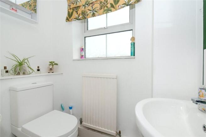 3 bed Terraced for sale Image 10