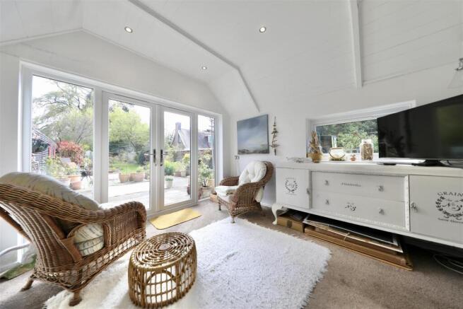 2 bed End of Terrace for sale Image 5