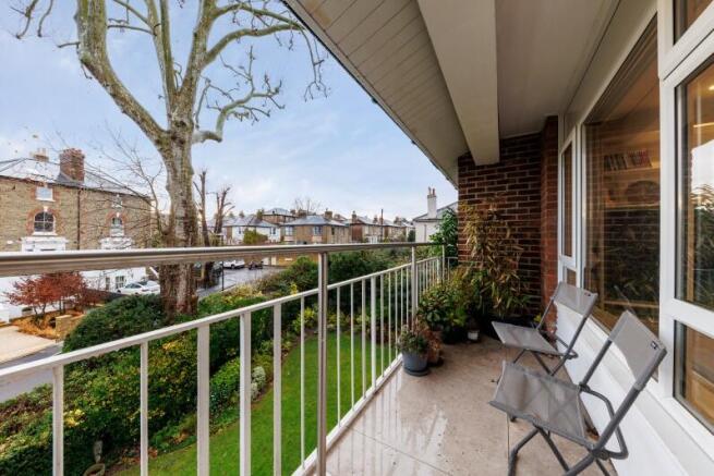 Vincent Court 36F7 (