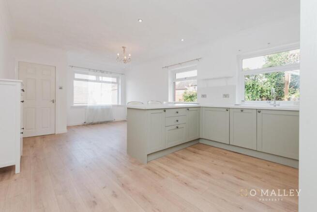 Lounge / kitchen