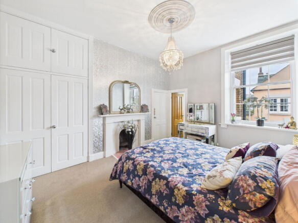 2 bed Apartment for sale Image 10