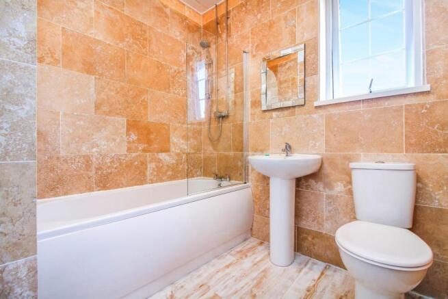 ,bathroom.jpg