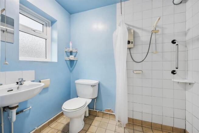 Shower Room.jpg