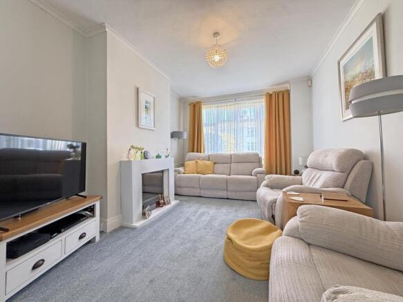 Nicholson Road 8 - Living Room.jpg