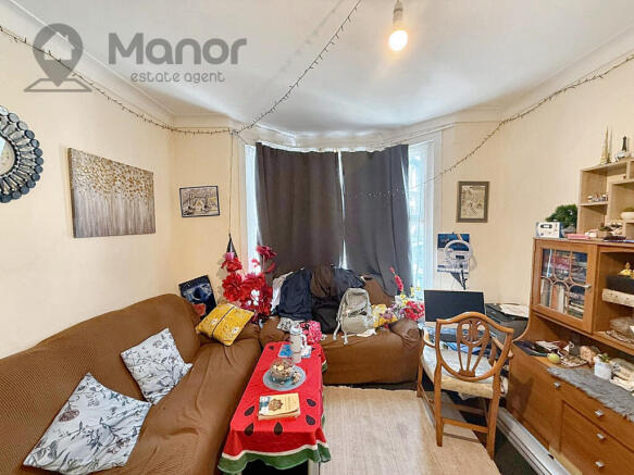 WhatsApp Image 2025-10-04 at 13.08.00 (3)