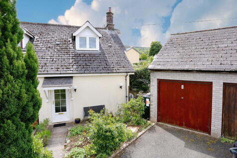 3, Hen Ysgol, Forge Road, Llangynidr, Crickhowell, NP8 1LU