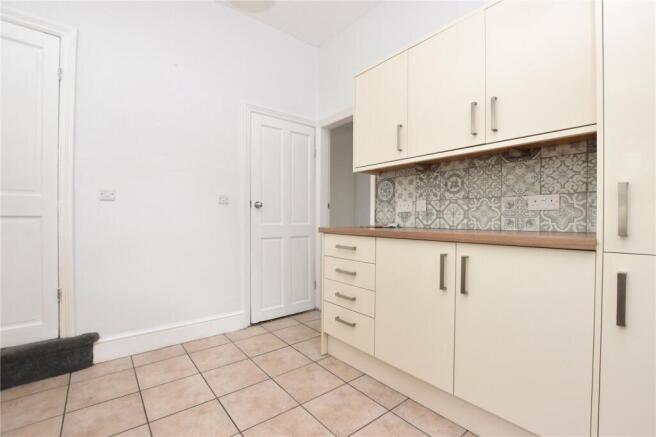 3 bed Terraced for sale Image 6