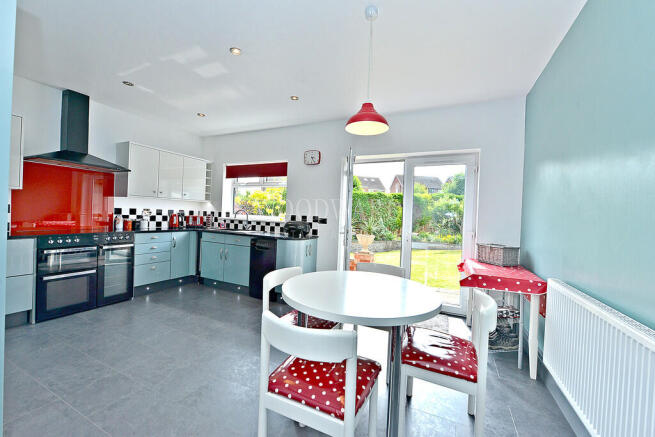 Kitchen/Dining Ro...