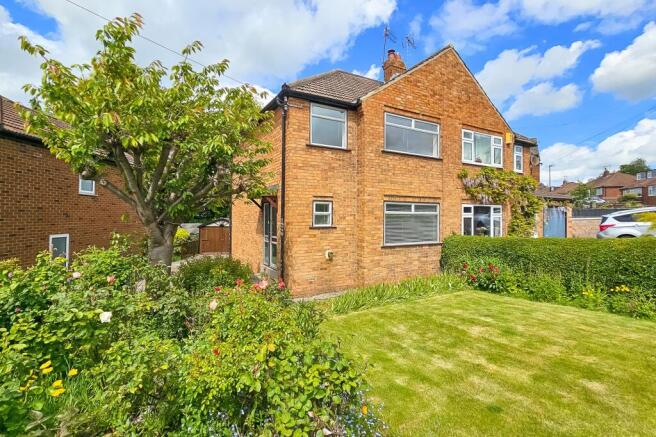 3 bed Semi-Detached for sale Image 5