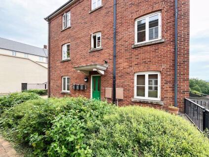 Meadow Bank, Llandarcy, Neath, SA10 6FJ