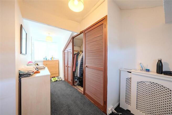 3 bed Town House for sale Image 9