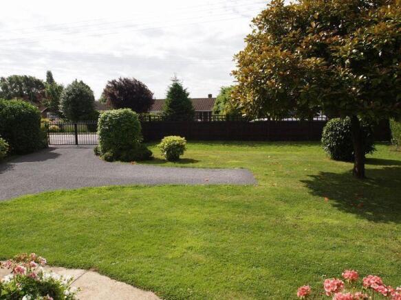 Front Garden &...