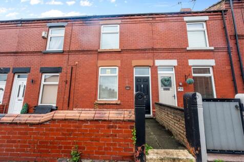 Rivington Street, St. Helens, WA10